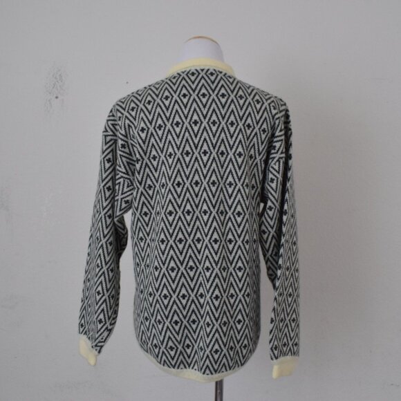 Vintage 80s Geometric Gray/Beige Pullover Acrylic/Nylon Sweater‎ size Large - Picture 3 of 10